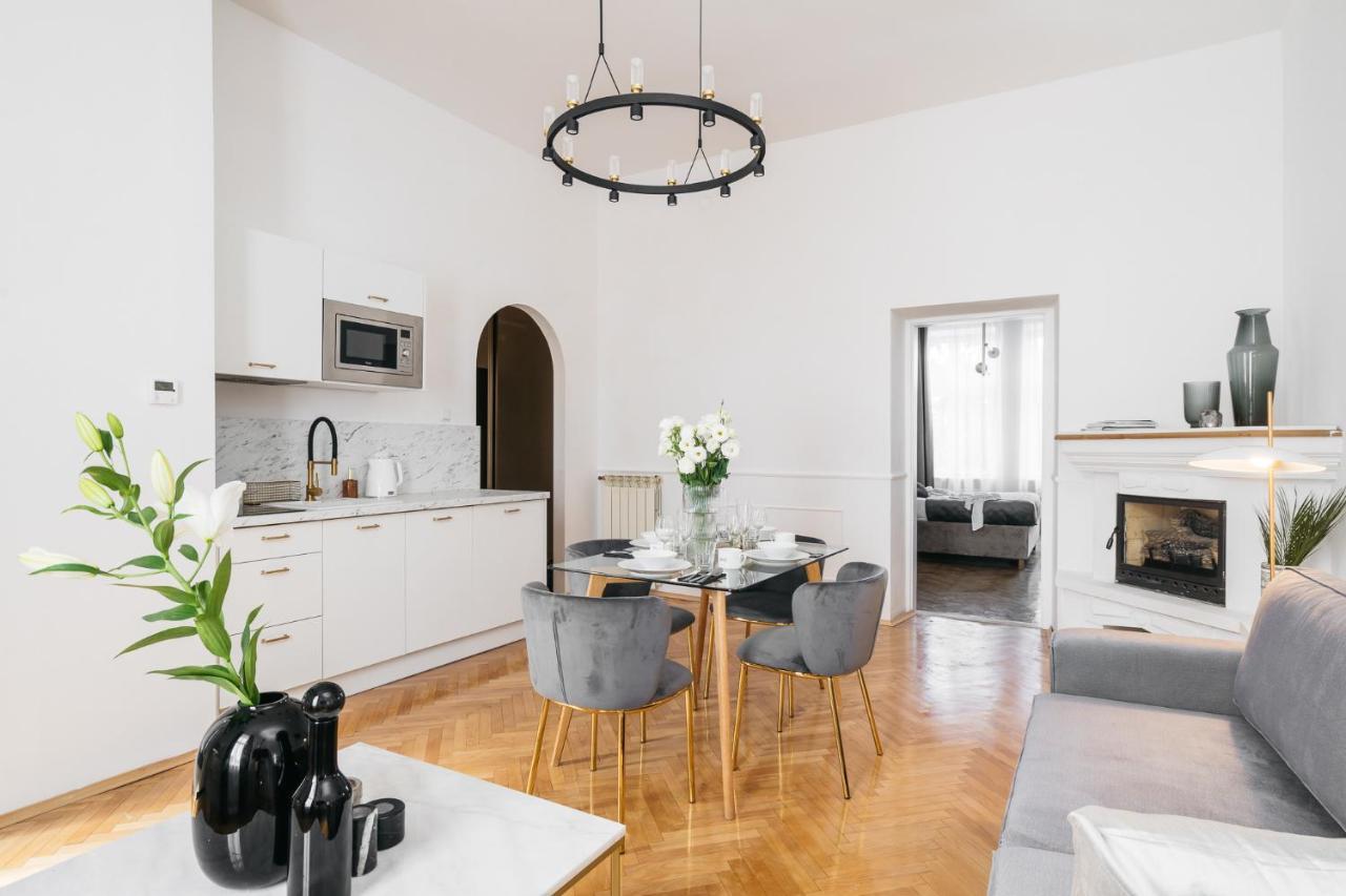 Luna Apartment - Loftaffair Krakau Buitenkant foto
