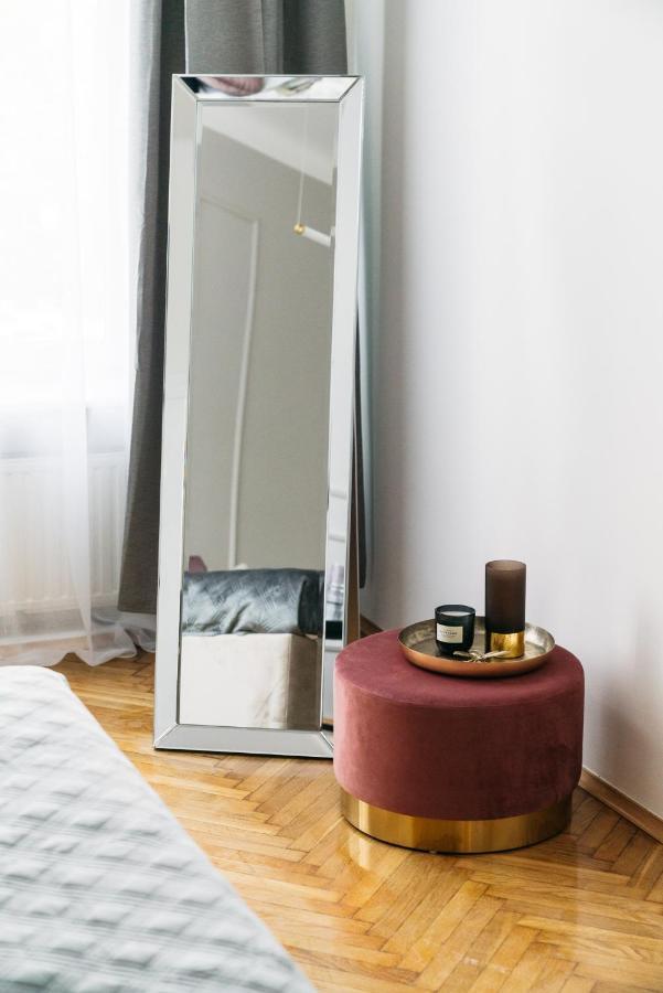 Luna Apartment - Loftaffair Krakau Buitenkant foto